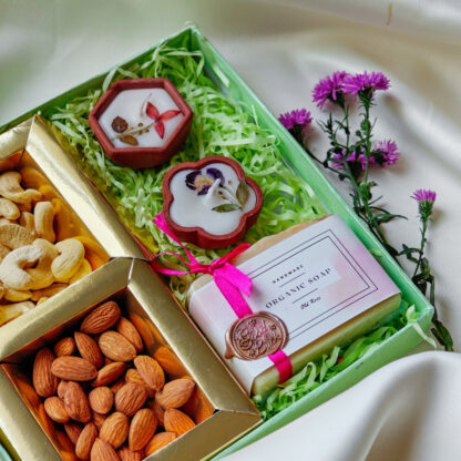 Calyz Green Box Festive Hamper - Image 4